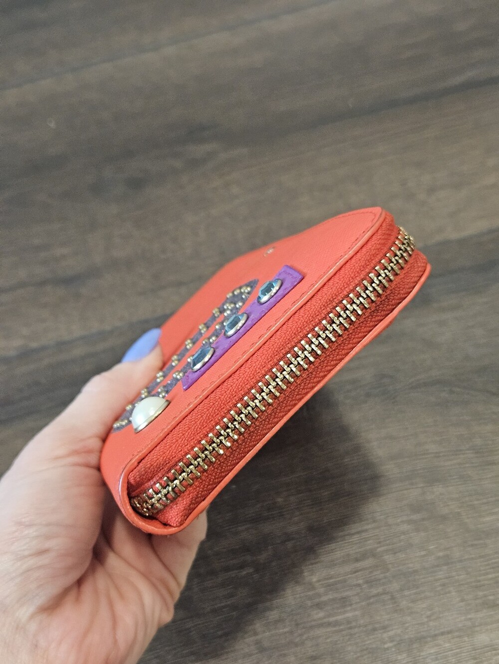 Kate Spade Storybook Lining Full Zip Red Wallet + Embellished 'D' Detailing - Picture 4 of 13